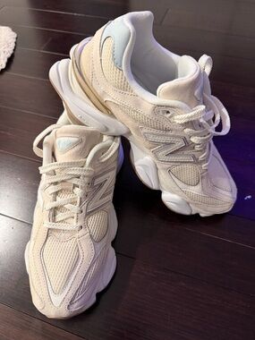 New Balance Women's Cream and Tan 530 Mesh & Suede Sneakers